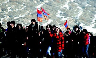 День Армянской Армии. Шествие молодежи на Ераблур»