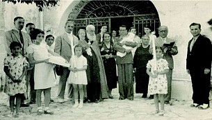 Крещение в Макараванке старшего сына фотографа Вагана Аведиссяна (фото Вагана Аведиссяна, вторая четверть XX в.)